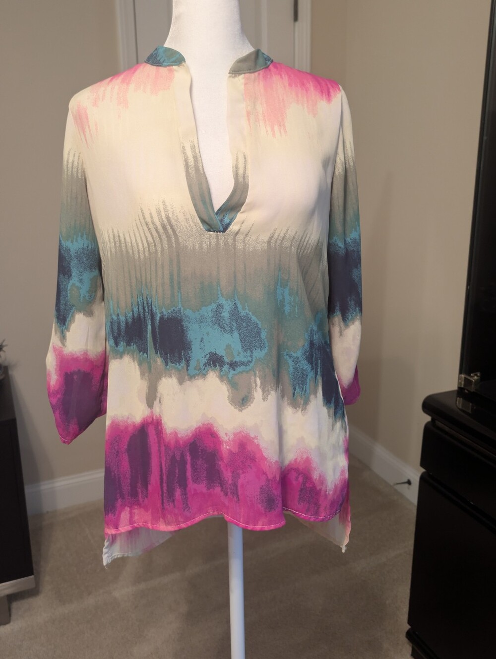 Body Central Split V-Neck Watercolor Hi-Low Tunic Top - Pink, Teal & Cream